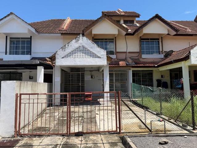 Terraced House for rent in Wellesley, Penang