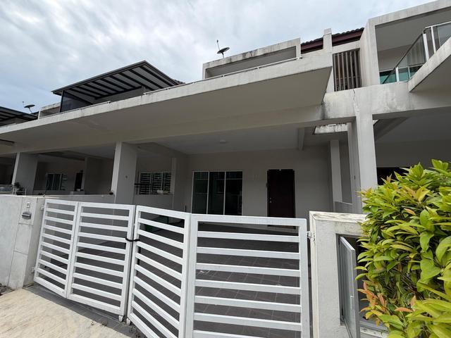 Terraced House for sale in Wellesley, Penang