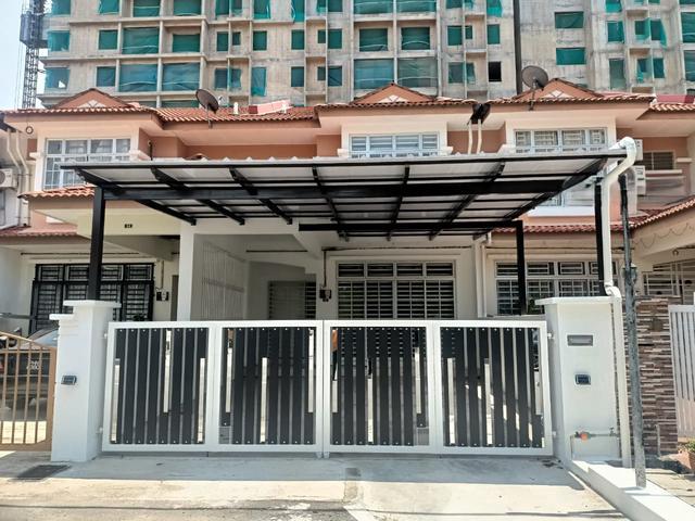 Terraced House for sale in Georgetown, Penang