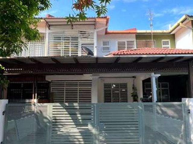 Terraced House for sale in Tanjong Sepat, Selangor