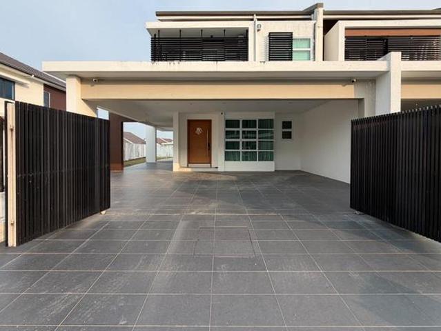 Terraced House for sale in Miri, Bahagian Miri