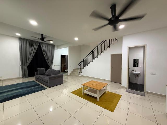 Terraced House for rent in Wellesley, Penang