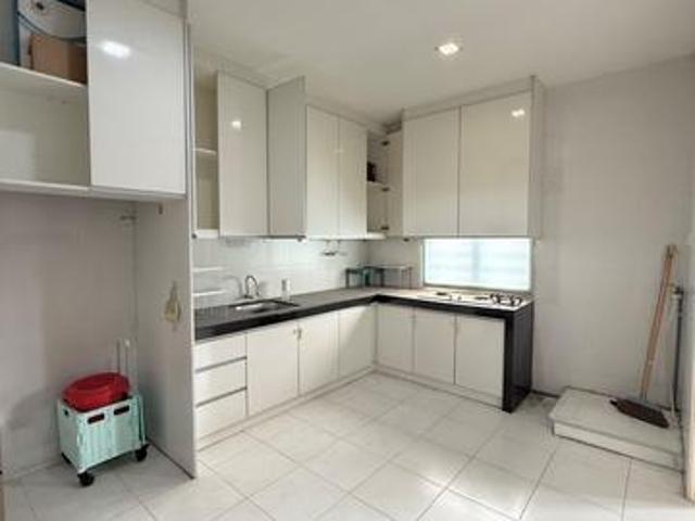 Townhouse for sale in Puchong, Majlis Bandaraya Subang Jaya