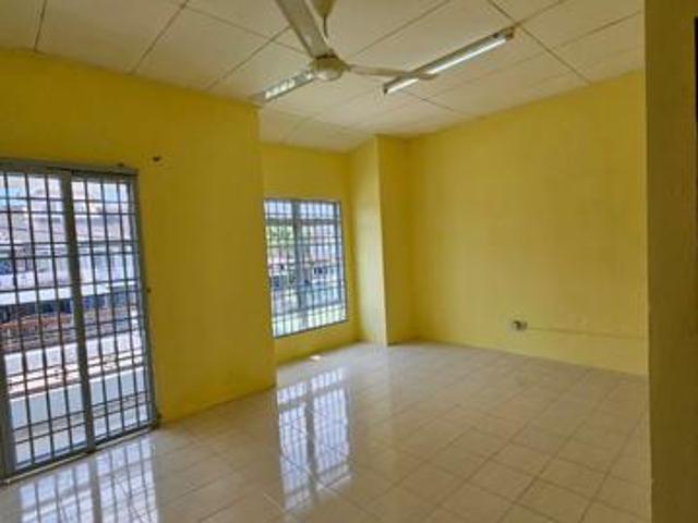 Terraced House for rent in Wellesley, Penang