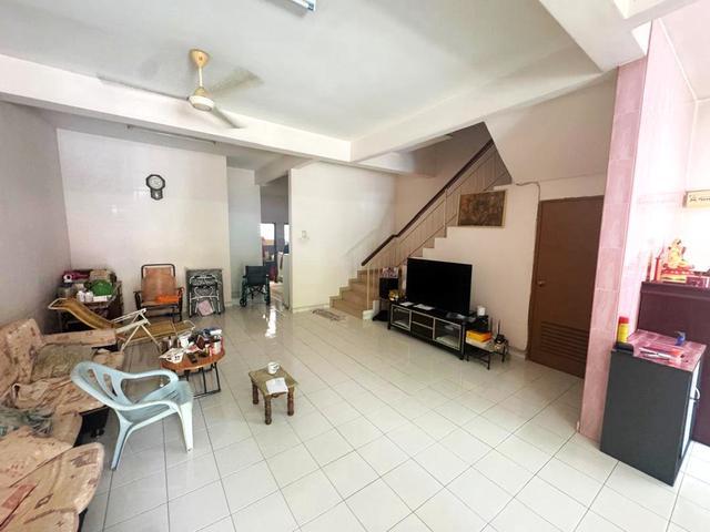 Terraced House for sale in Country Heights Damansara, Kuala Lumpur