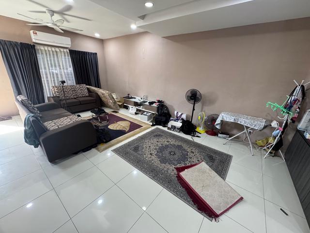 Terraced House for sale in Tanjong Sepat, Selangor