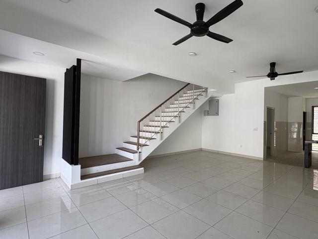 Terraced House for sale in Petaling, Alam Impian