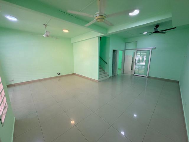 Terraced House for sale in Petaling, Subang Jaya