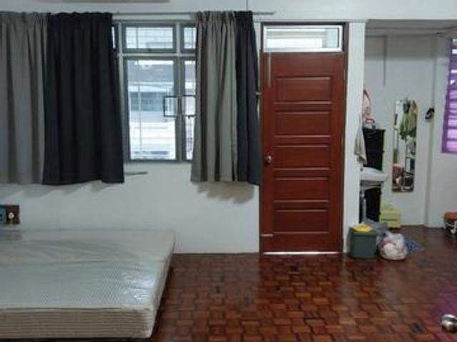 Terraced House for rent in Mukim 13, Georgetown