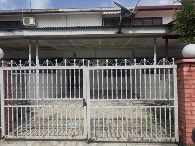 Terraced House for sale in Langat, Selangor