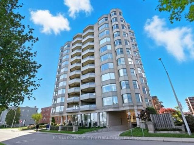 Condo for sale in Ancaster, Ontario