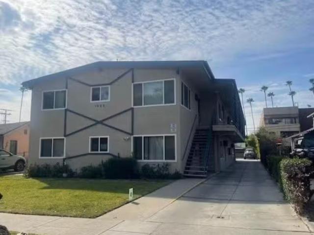 Condo for sale in Glendale