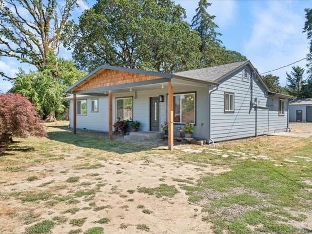 House for sale in Oregonia