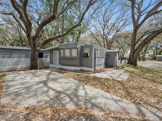 Property for sale in Clarcona, Florida