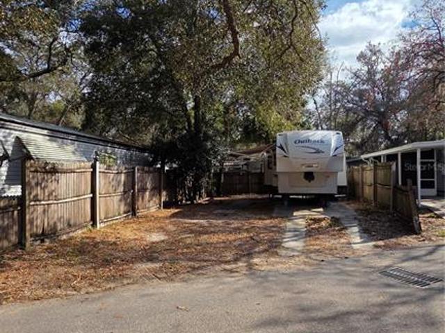 Property for sale in Clarcona, Florida