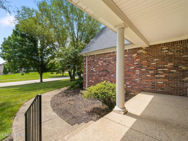 House for sale in La Grange, Kentucky