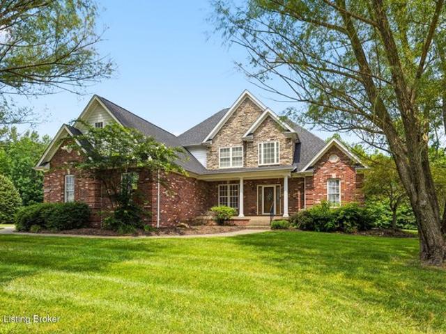 House for sale in La Grange, Kentucky