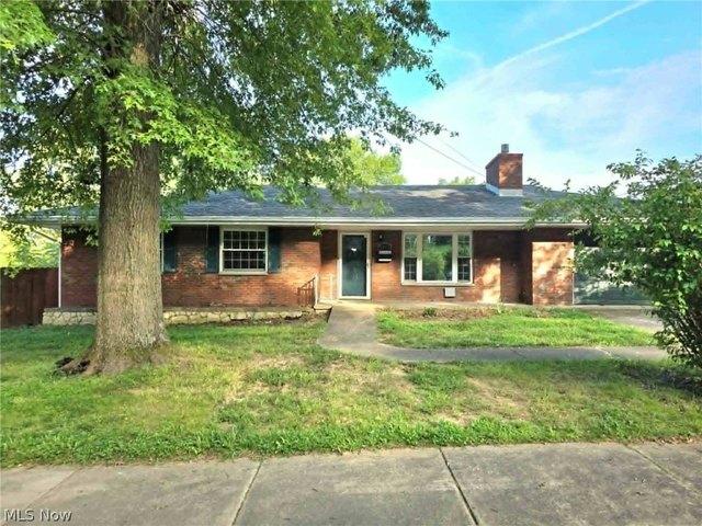 House for sale in Parkersburg, West Virginia