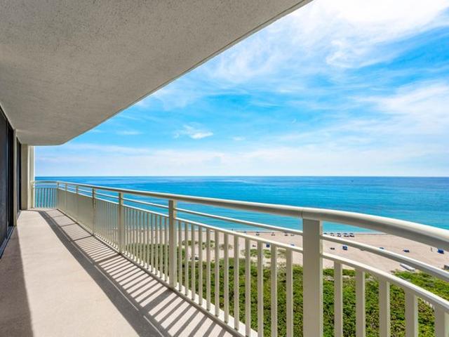 Condo for sale in Riviera Beach, Palm Beach County