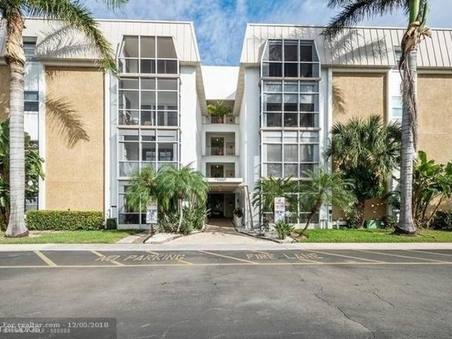 Condo for sale in Oakland Park, Florida