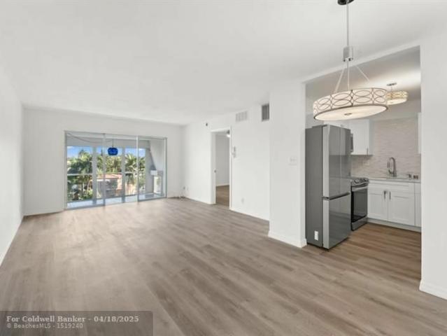 Condo for rent in Oakland Park