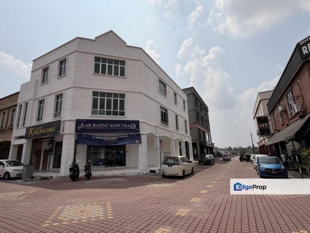 Shop for rent in Sendayan Village, Negeri Sembilan
