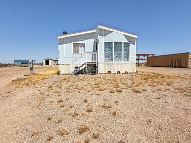 House for sale in Wittmann, Arizona