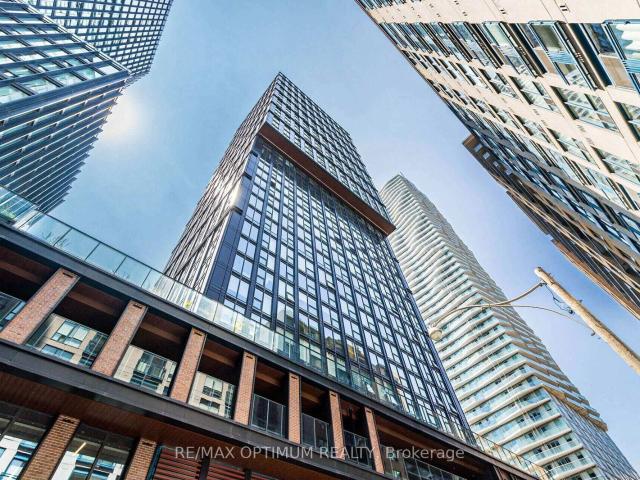 Condo for sale in Toronto, Golden Horseshoe