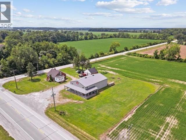 Commercial for rent in Kingsville, Ontario