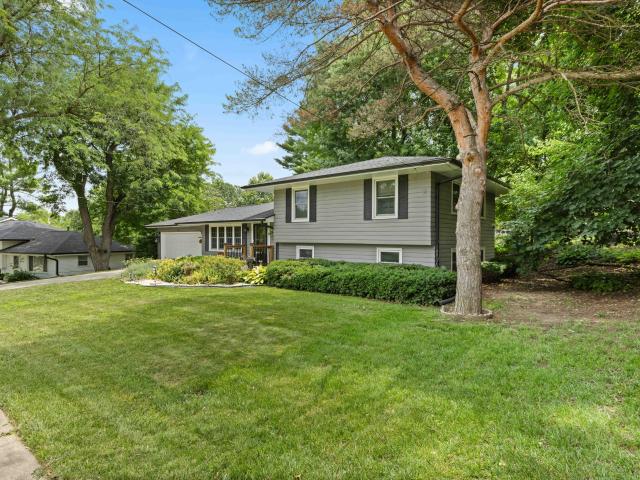House for sale in Urbandale, Iowa