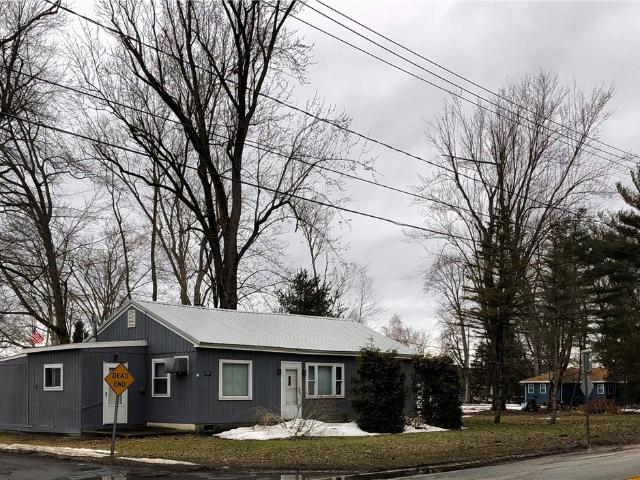House for sale in Oneida, New York