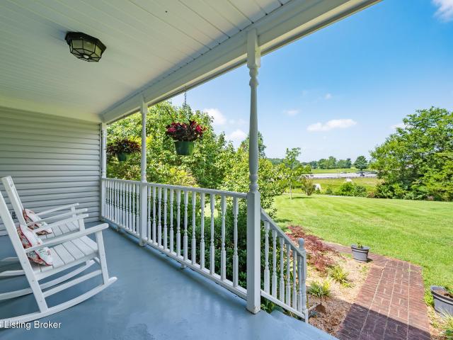 House for sale in La Grange, Kentucky