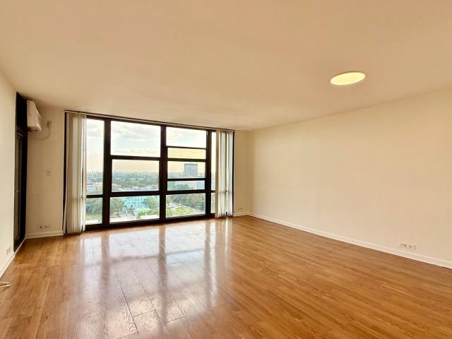 Condo for sale in Chicago Park, Illinois