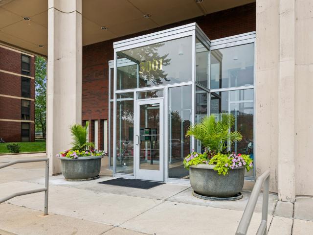 Condo for sale in Chicago Park, Illinois