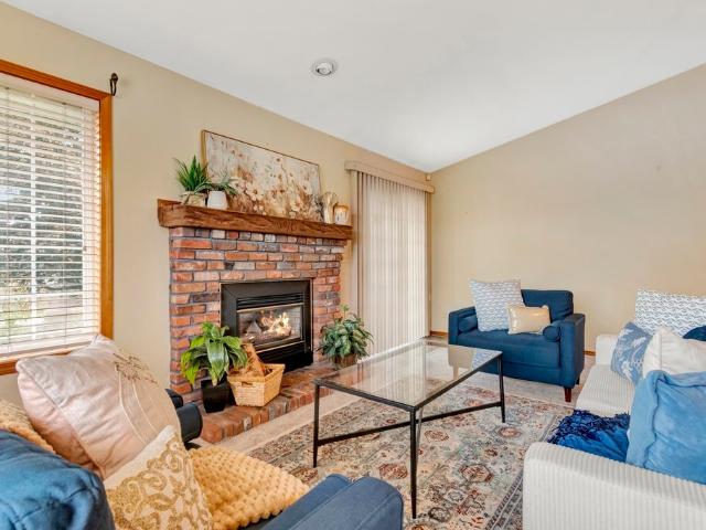 House for sale in Canyon Lakes, Kennewick