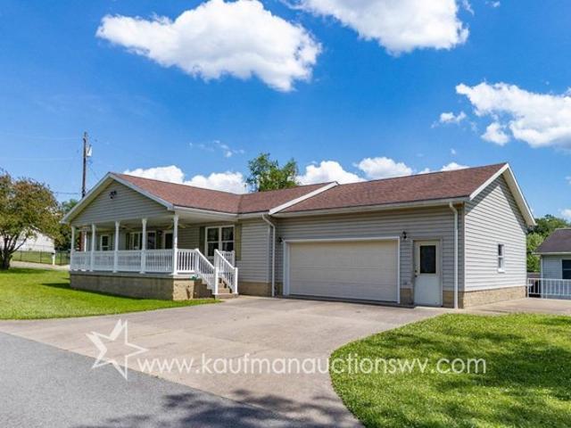 House for sale in Fairmont, West Virginia