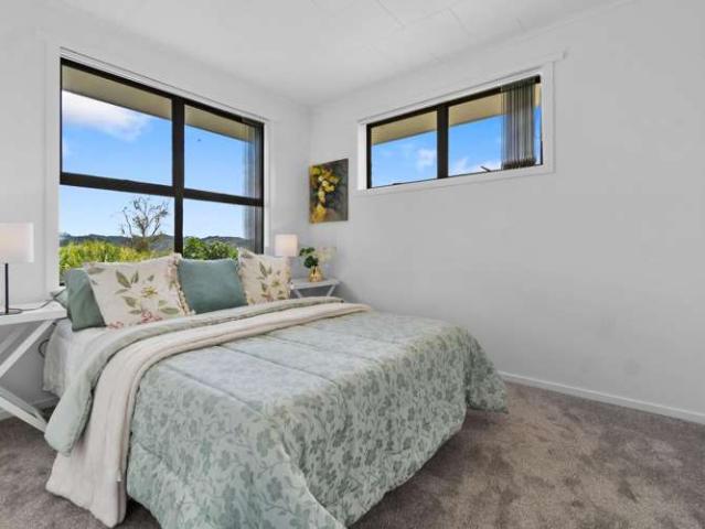 House for sale in Waitakaruru, Waikato