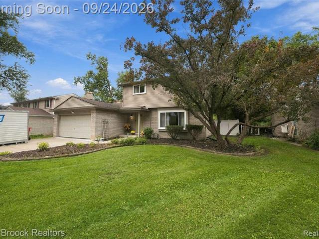 House for sale in Cranbrook Village, Southfield
