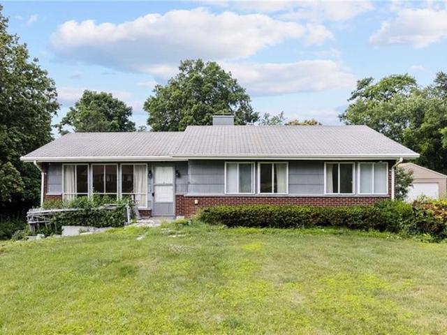 House for sale in Coraopolis, Pennsylvania