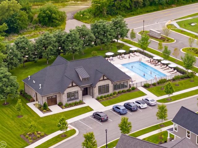 House for sale in Auburn Hills, Oakland County