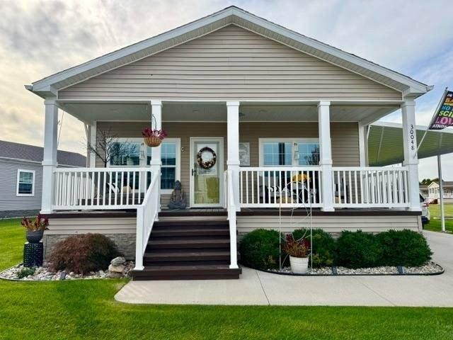House for sale in Chesterfield, Redford Township