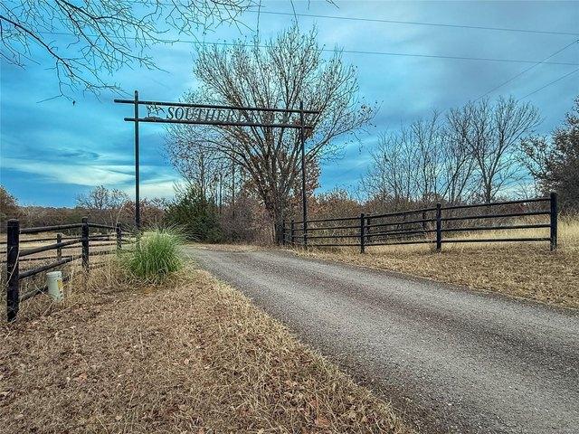 Farm for sale in Duncan, Oklahoma