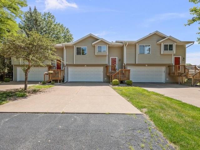 Condo for sale in Moline, Illinois