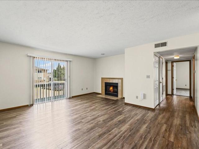 Apartment for rent in Bloomington, McLean County