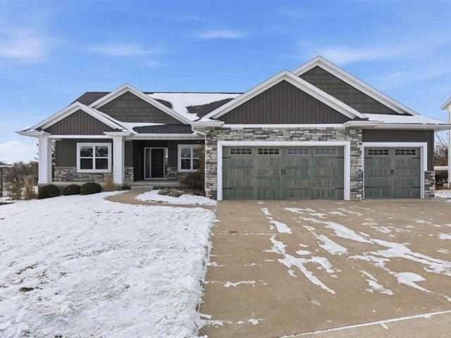 House for sale in Linn, Iowa