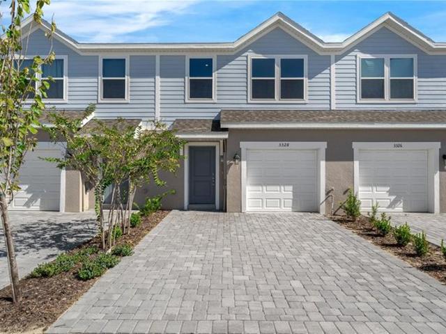 Townhouse for sale in Tavares, Florida