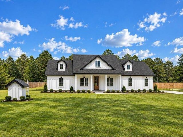 House for sale in Hahira, Lowndes County