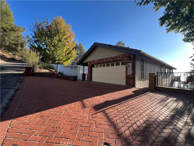 House for sale in Running Springs, San Bernardino County