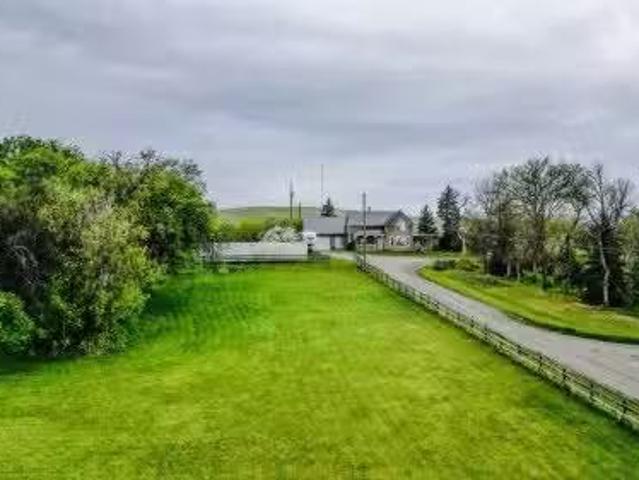 House for sale in Cardston, Alberta