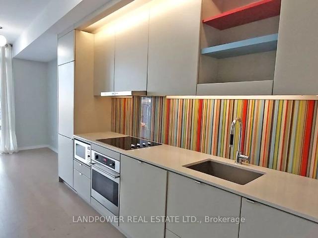 House for rent in Spadina—Fort York, Toronto